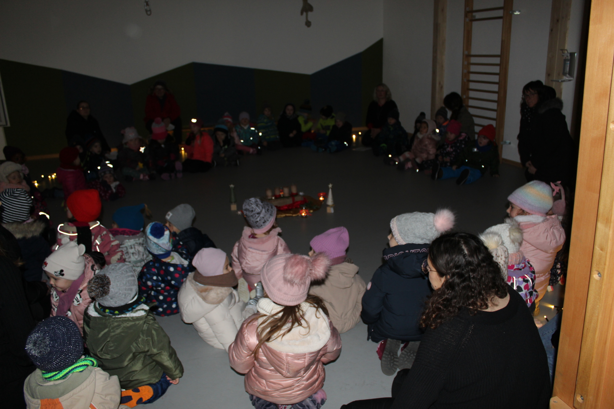 Adventsfeier im Kindergarten und der Kinderkrippe BONAVENTURA